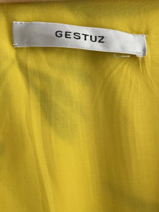 Gestuz-klänning