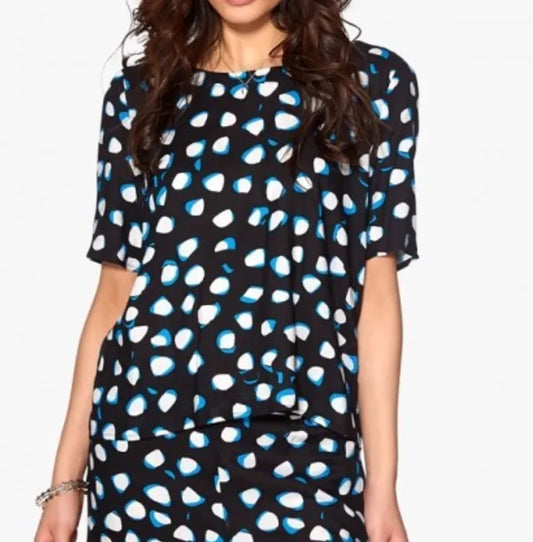 Rodebjer Hamada Nut, Med Knappning I Rygg. Blouse