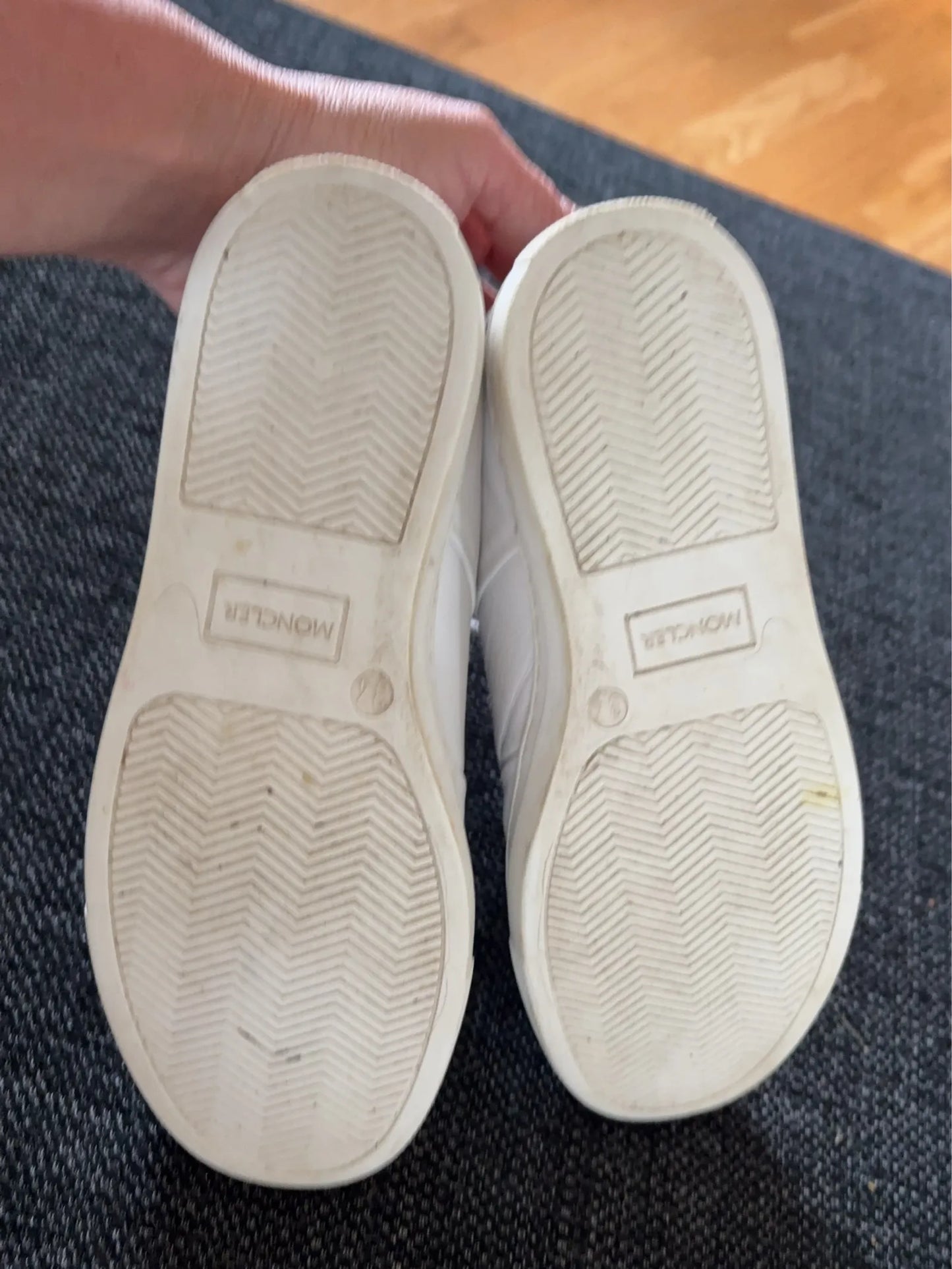 Moncler-skinnsneakers