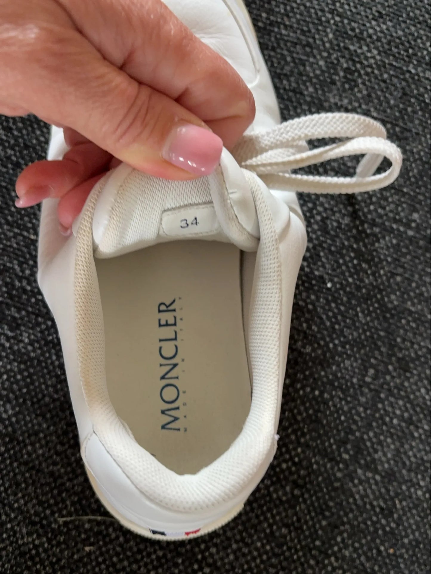Moncler-skinnsneakers