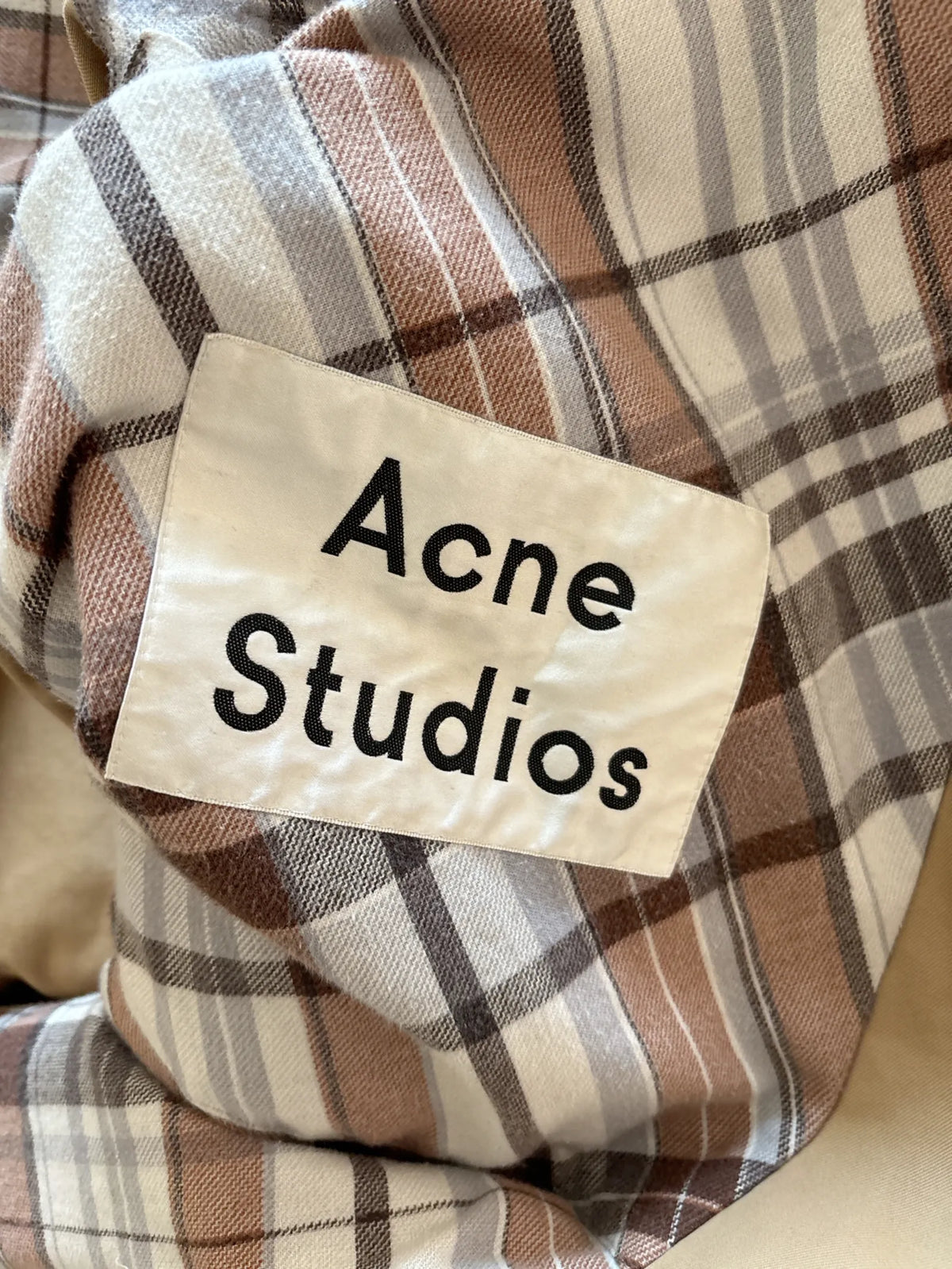 Acne Studios-trenchcoat