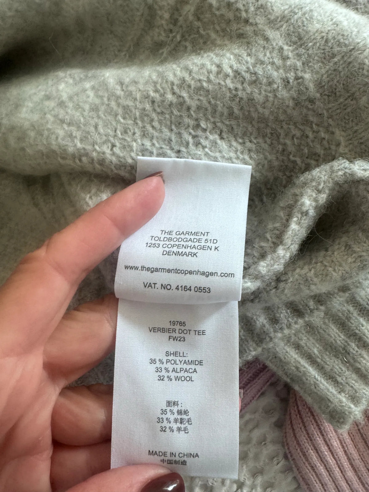 The Garment-ulltröja