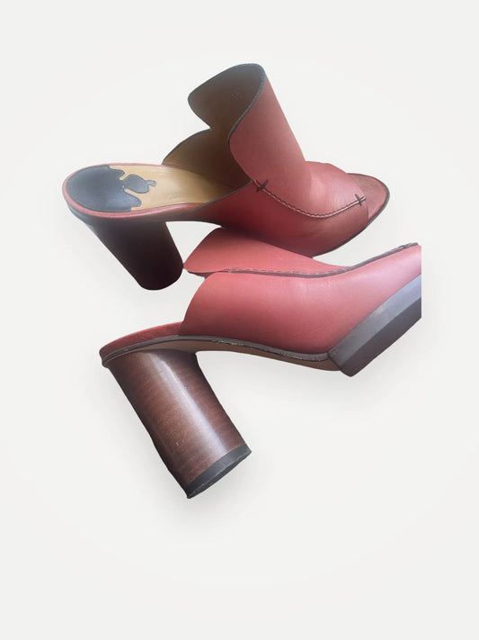 By Malene Birger-skinnklackar
