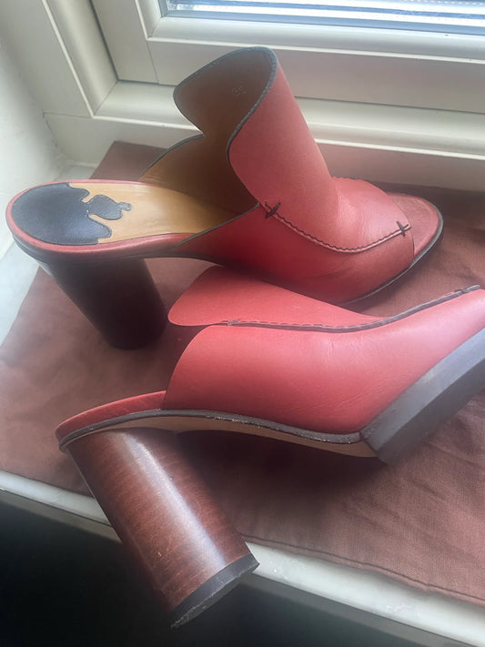 By Malene Birger-skinnklackar