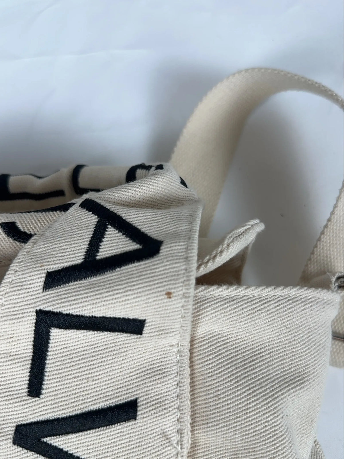 Zara-handväska