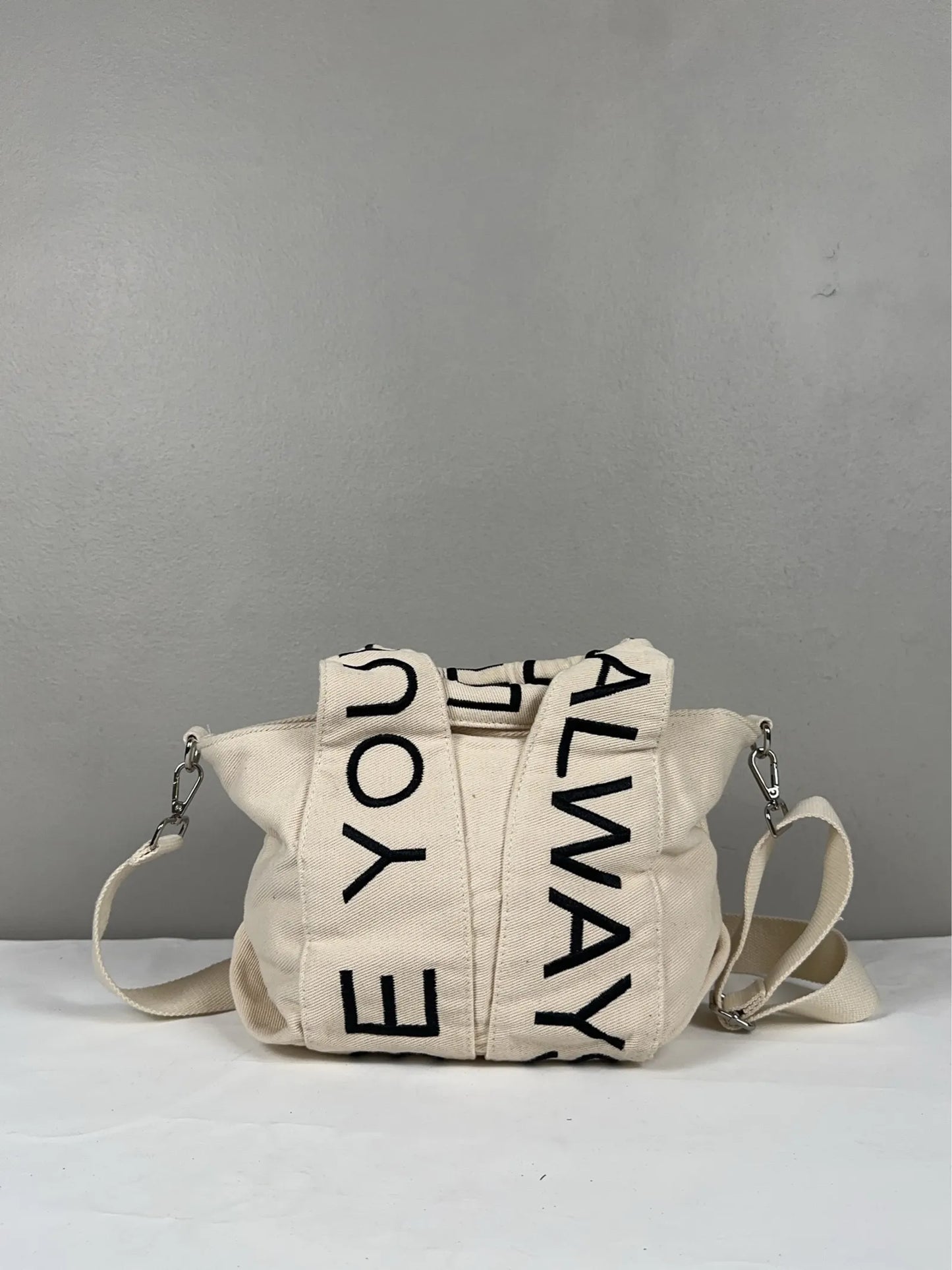 Zara-handväska