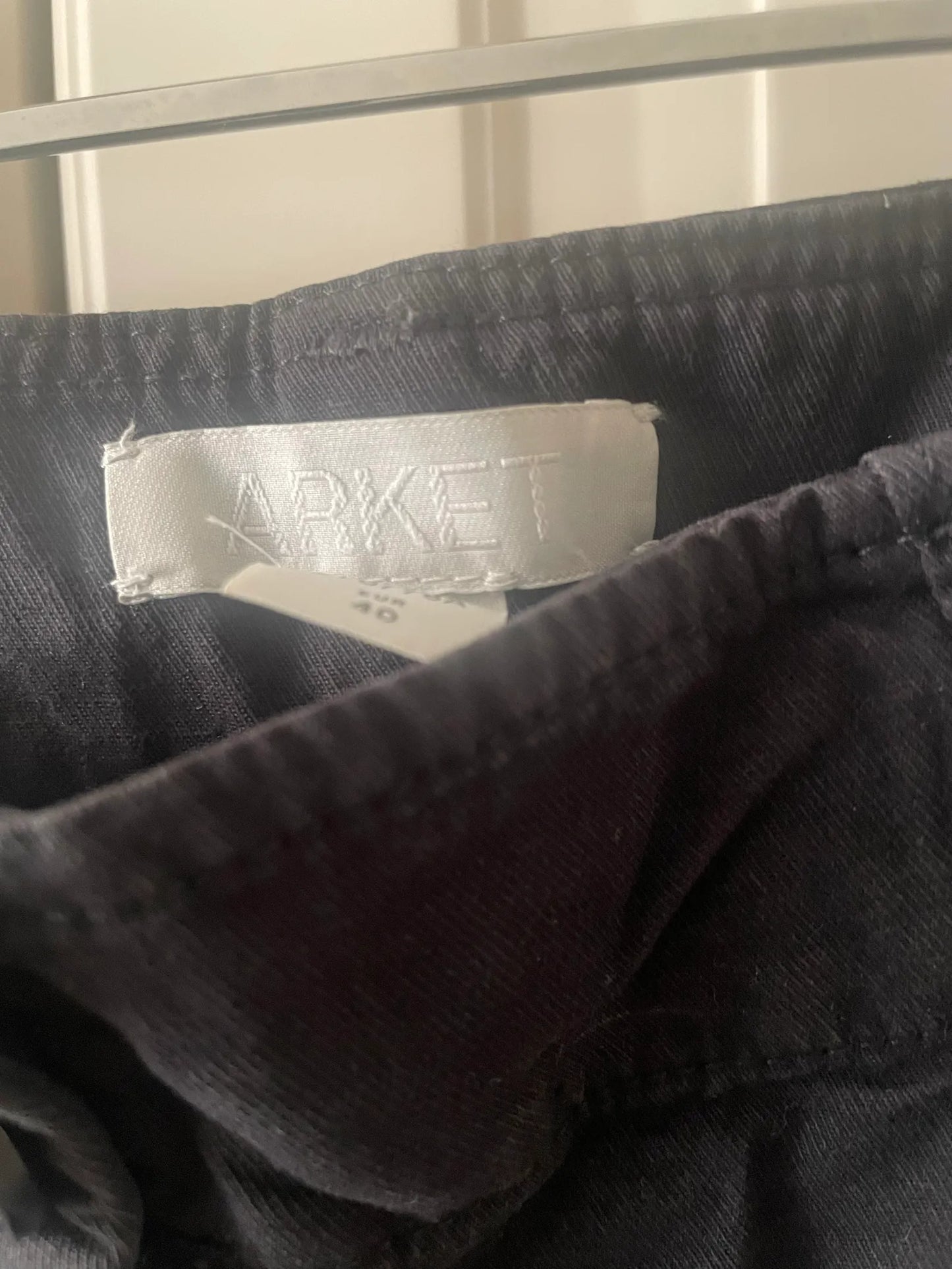 Arket Barrel Leg-chinos