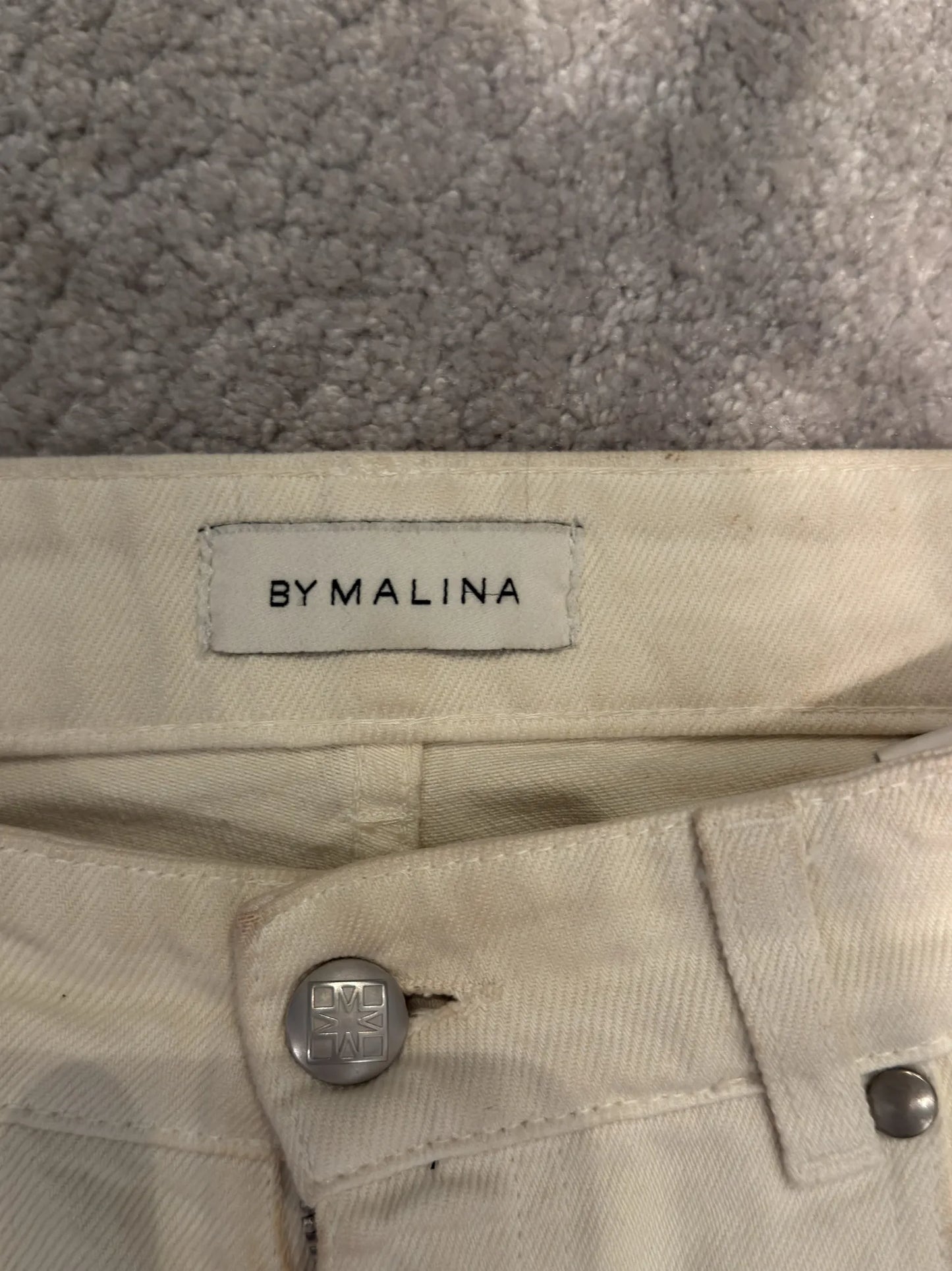 By Malina Jeans
