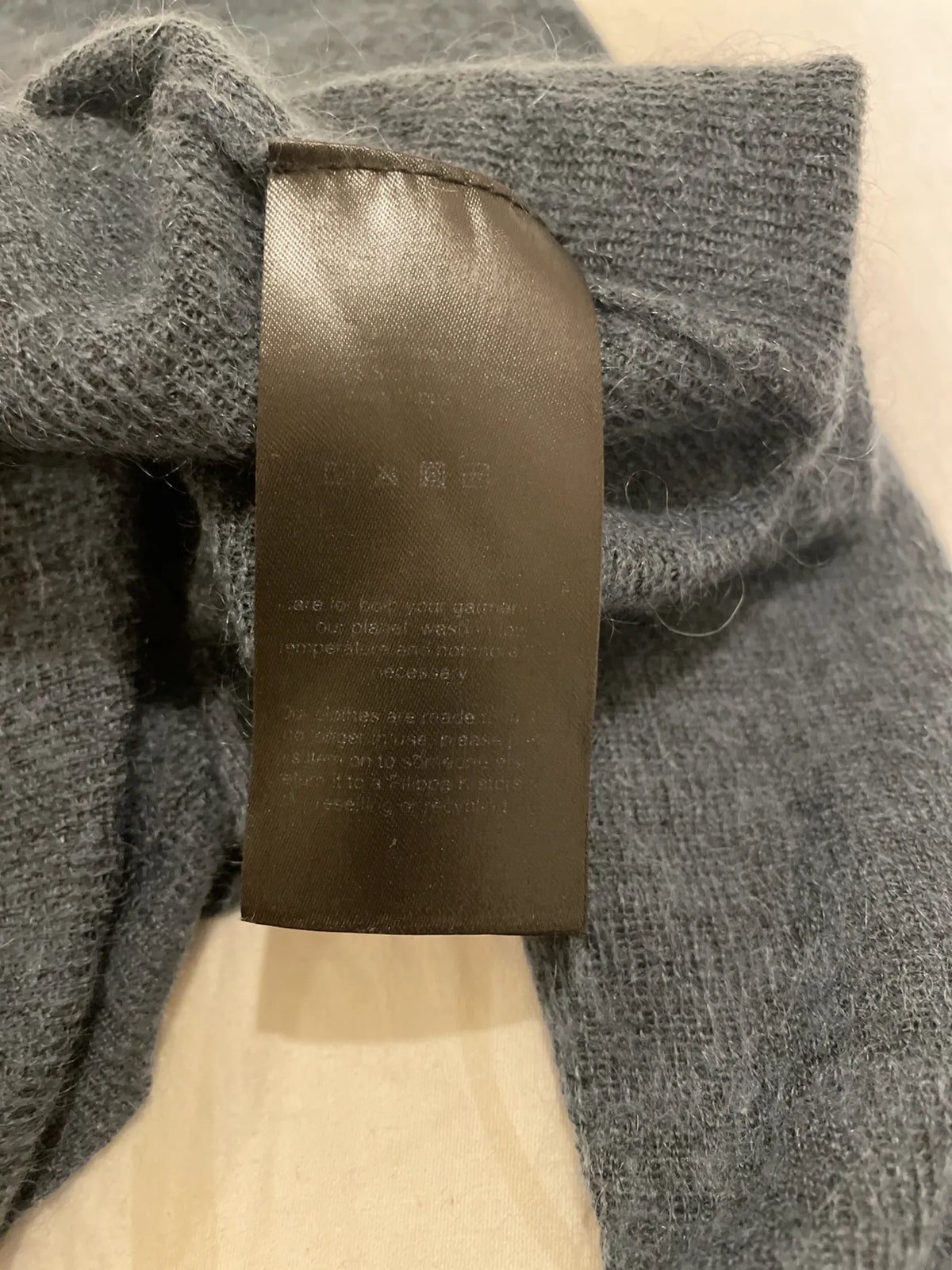 Filippa K-ulltröja