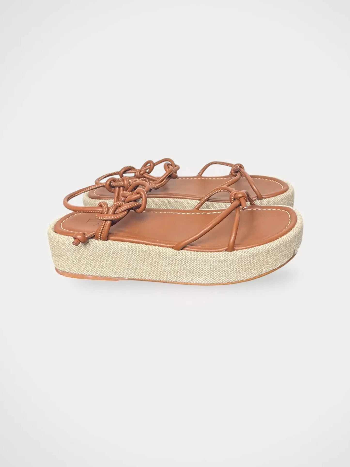 Flattered Heather Cognac Vegan Leather-skinnsandaler