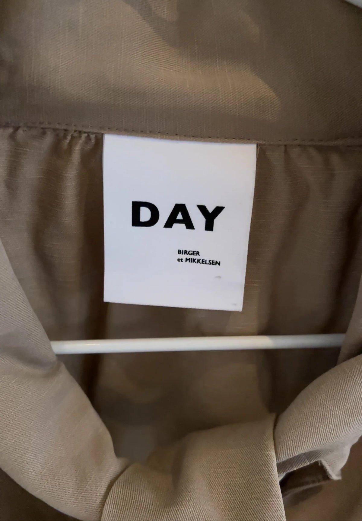 DAY Birger & Mikkelsen-linneblus