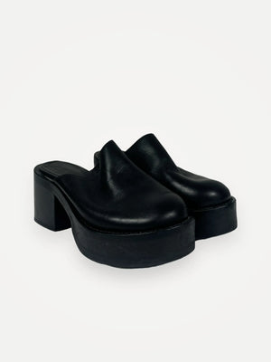 Filippa K-skinnklackar