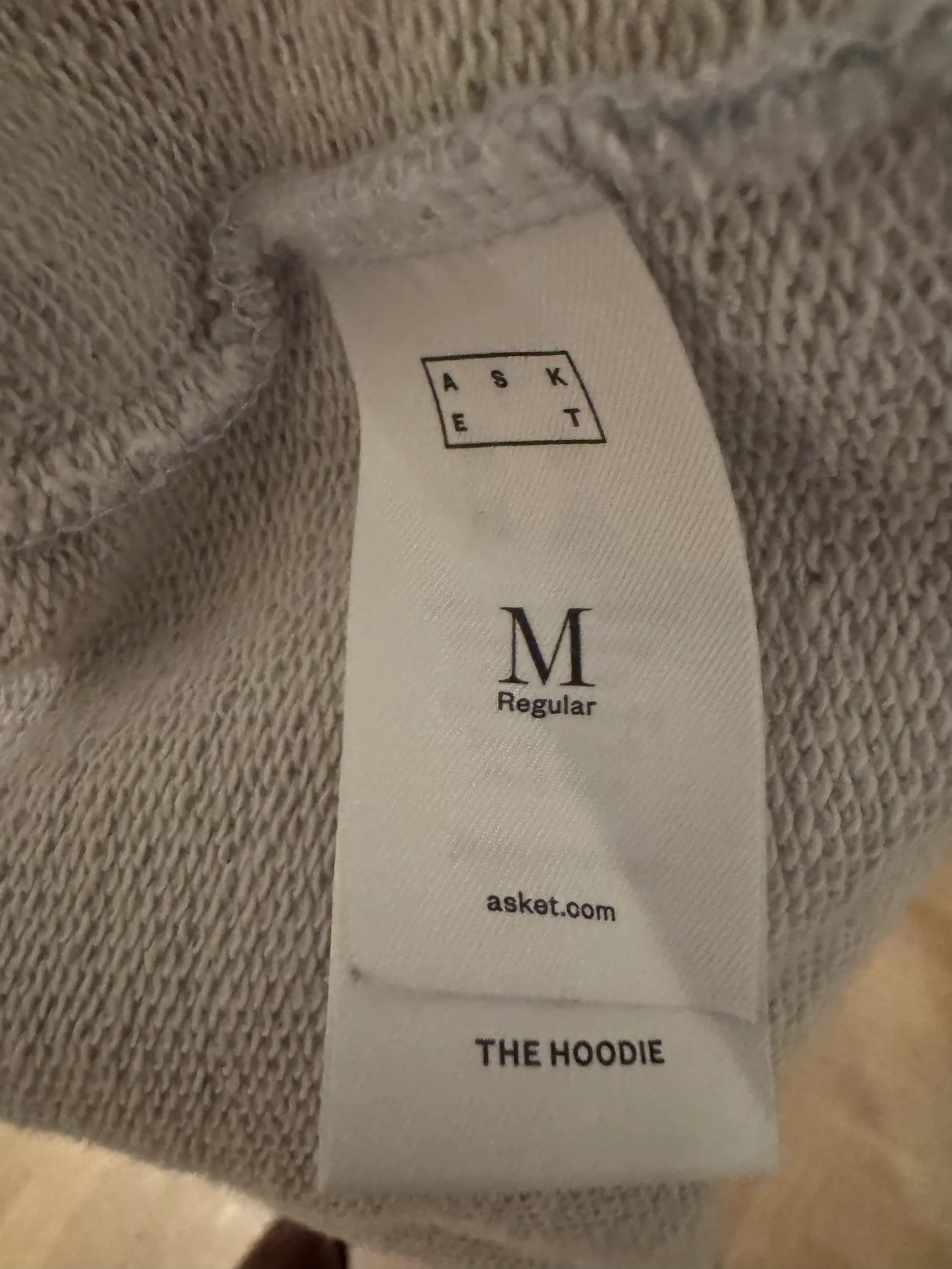 Asket The-hoodie NWOT