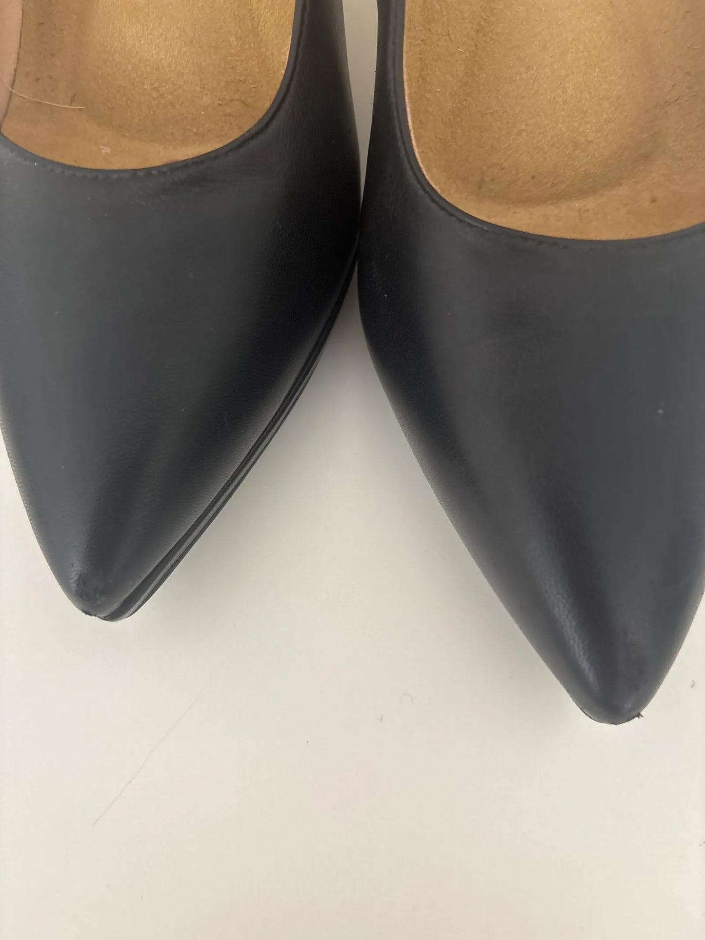 Stinaa J Heels