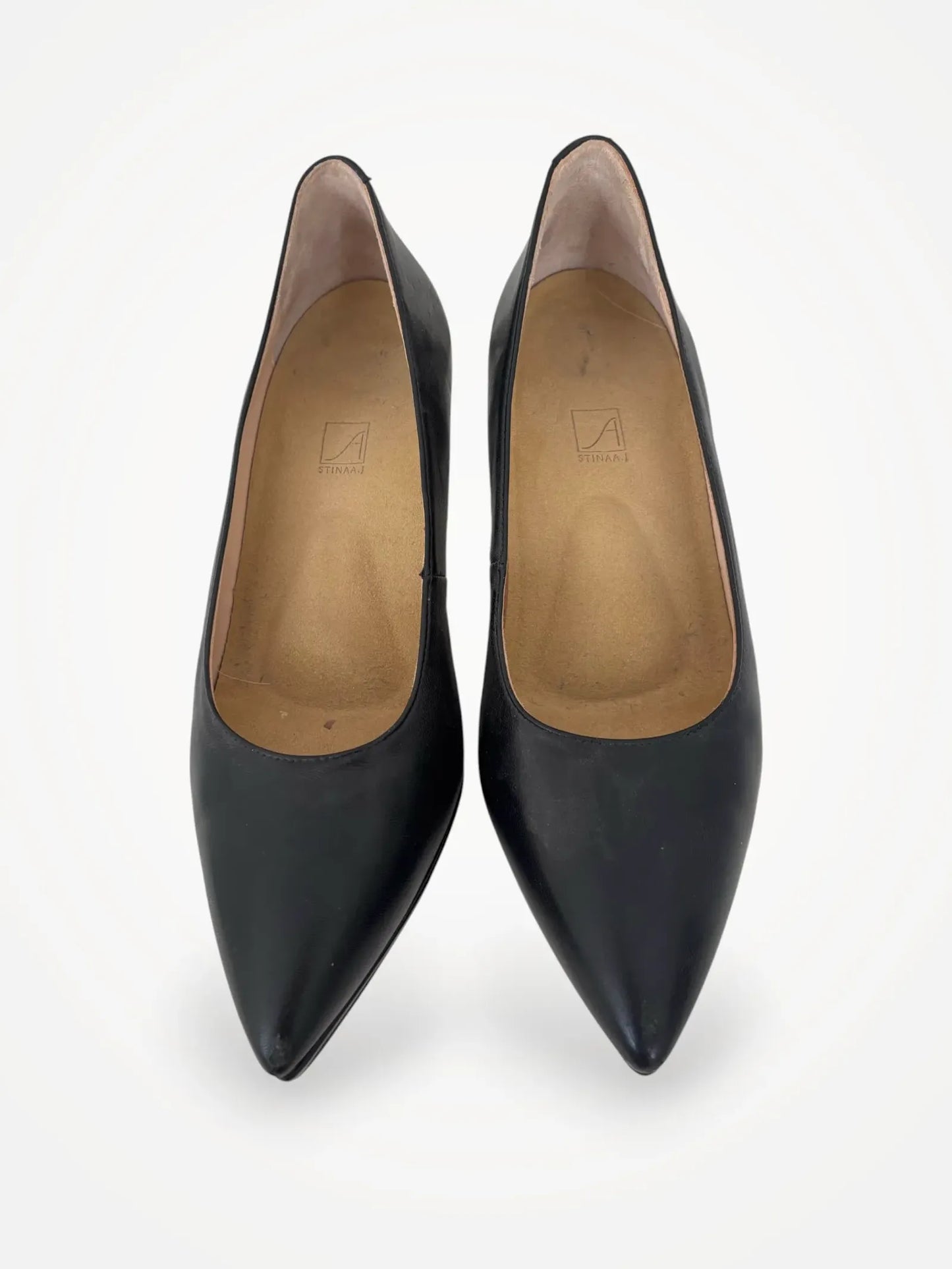 Stinaa J Heels