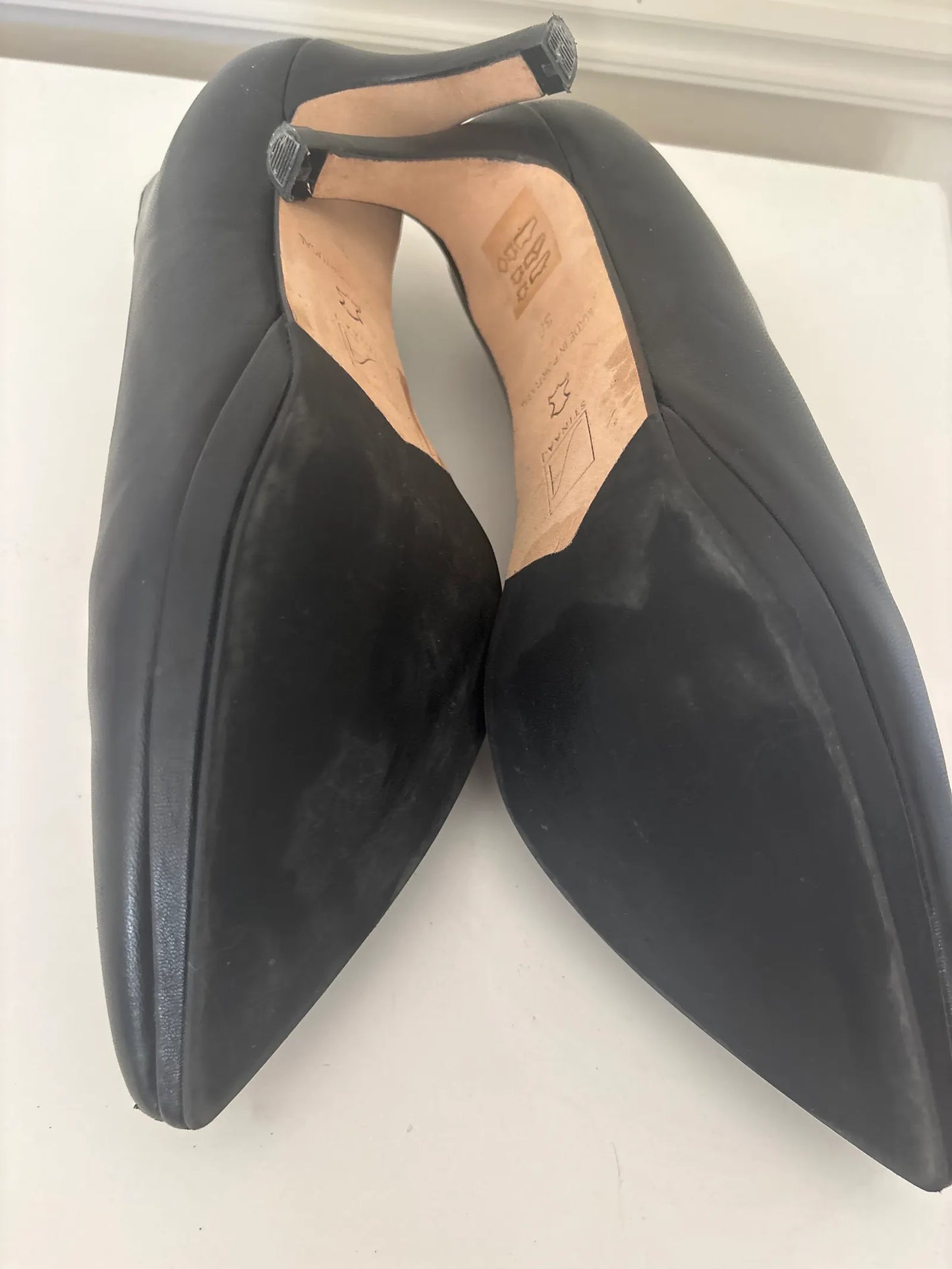 Stinaa J Heels