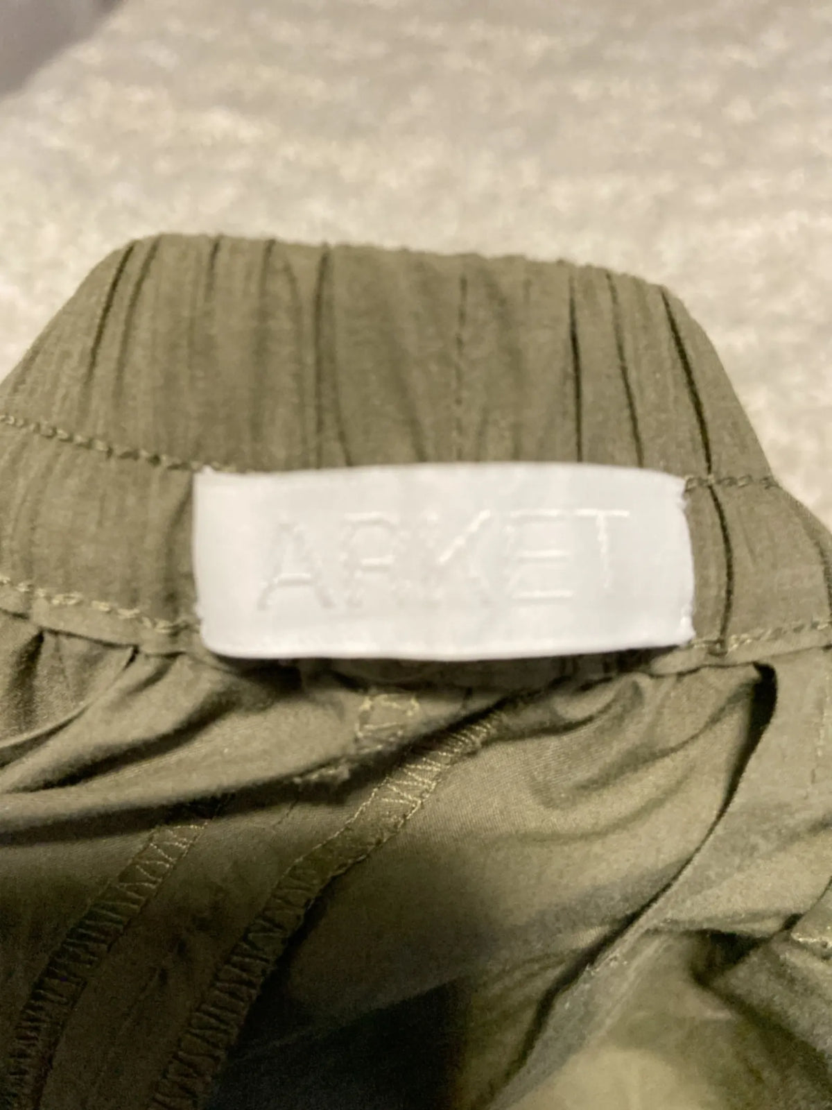 Arket-byxor