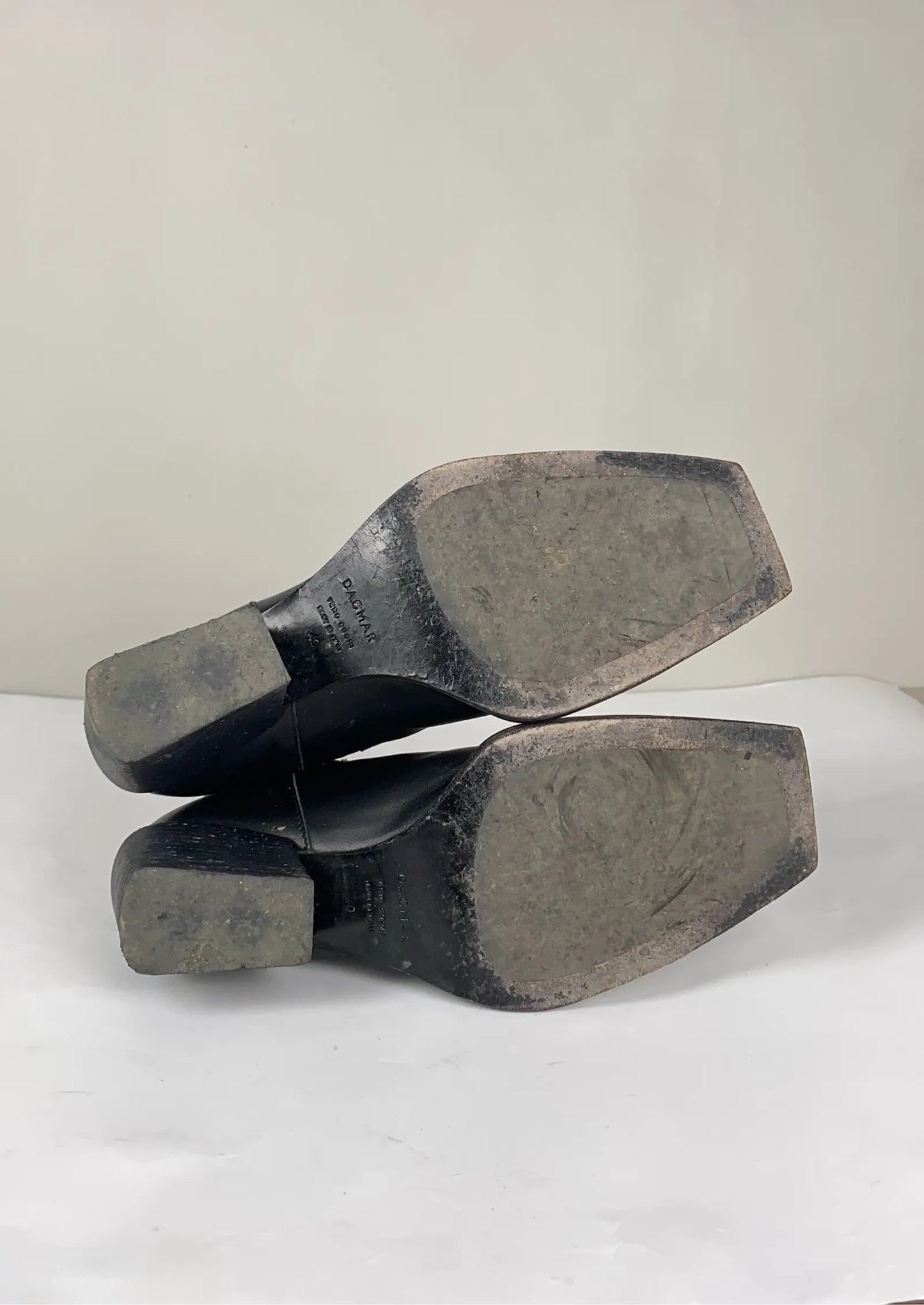 Dagmar Chelsea Ankle Boots