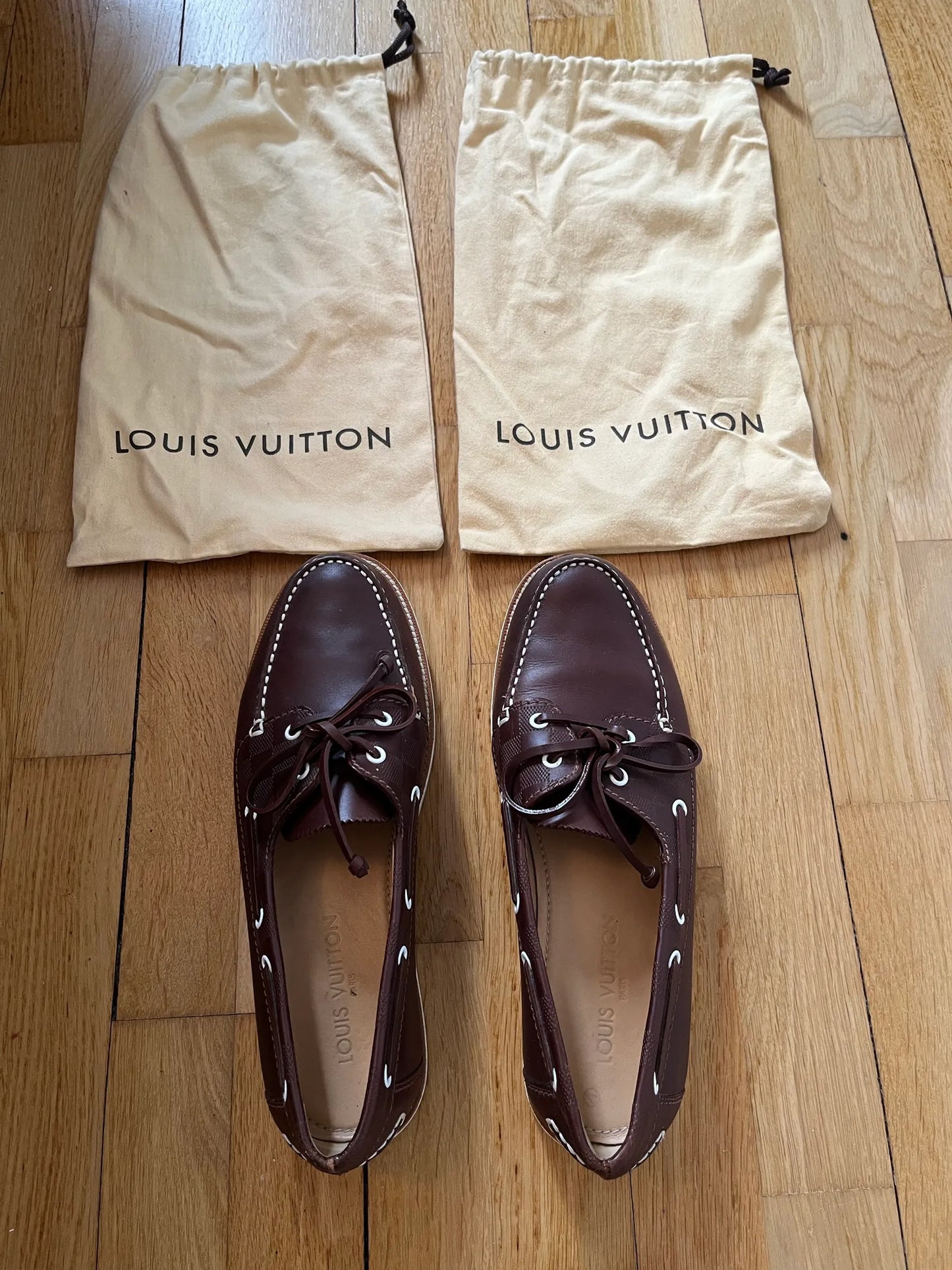 Louis Vuitton-skinnloafers