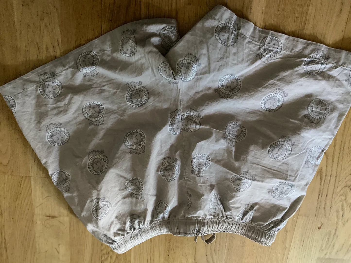 Uniqlo x Lisa Larson-shorts