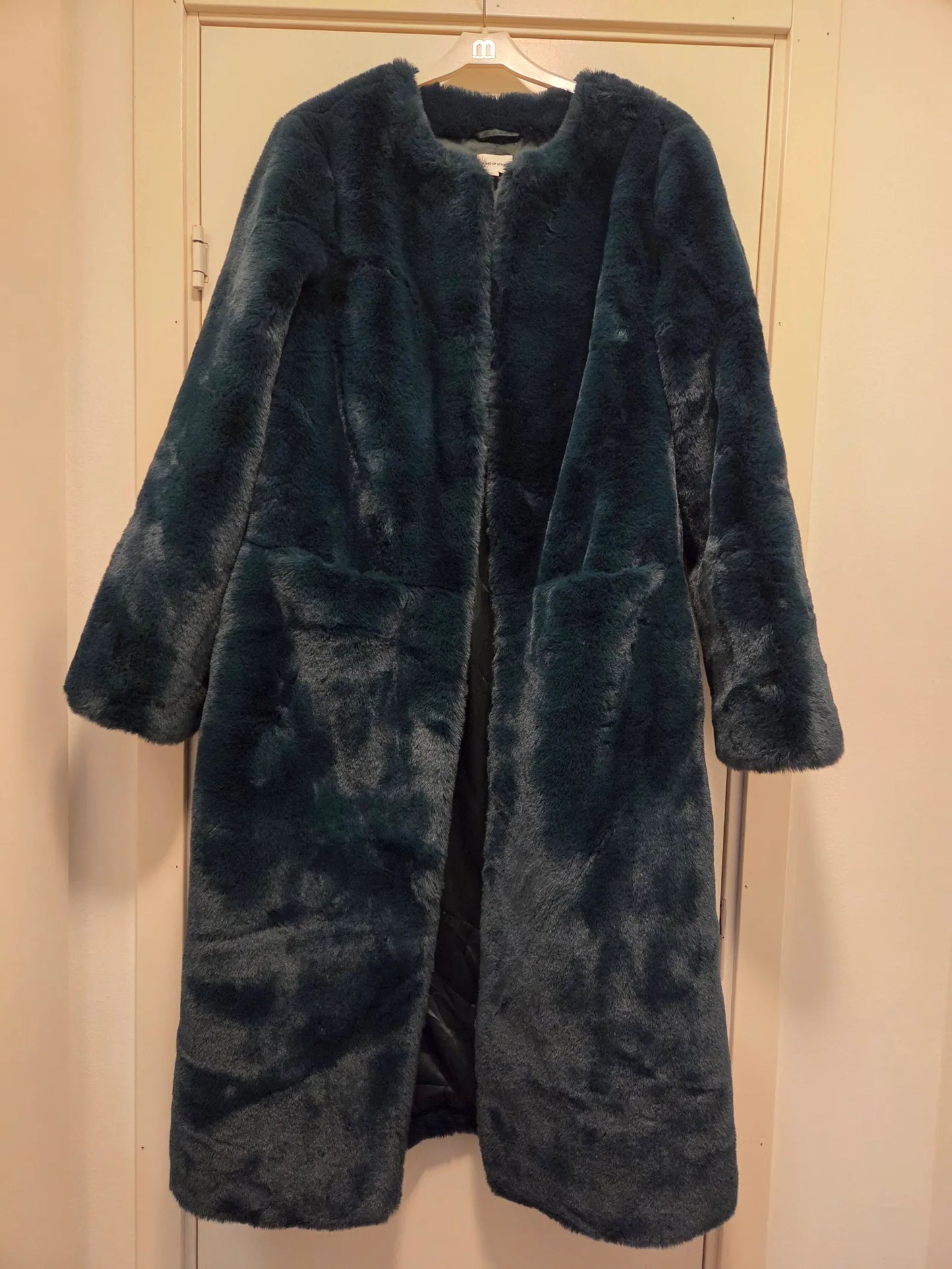 Song Of Style Ira Faux Fur-kappa NWOT