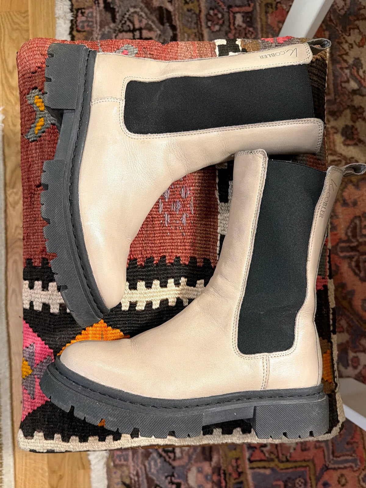 K.Cobler Chelsea-skinnboots NWOT