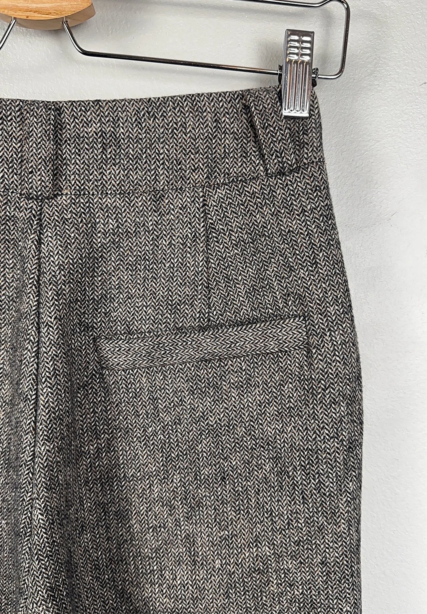 Rumored-ullkostymbyxor NWT