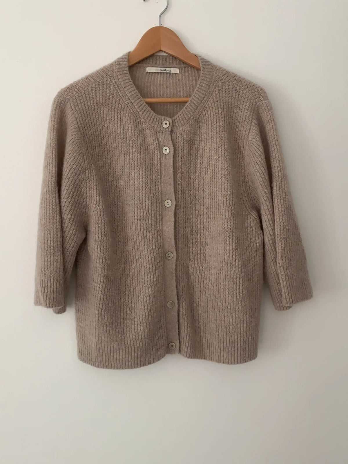 Sibin Linnebjerg 3/4 Vid Ärm Cardigan