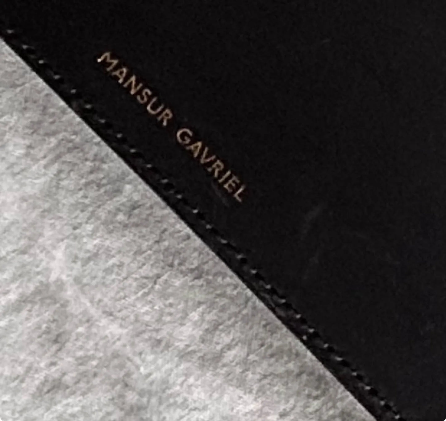 Mansur Gavriel-skinnkuvertväska