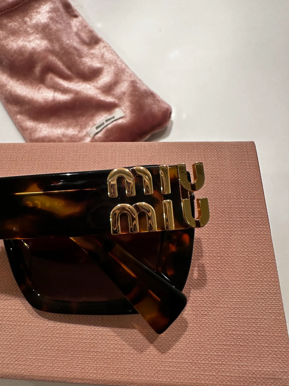 Miu Miu Mu 07ys Sunglasses