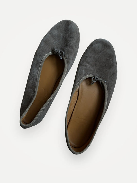 Ballet flats