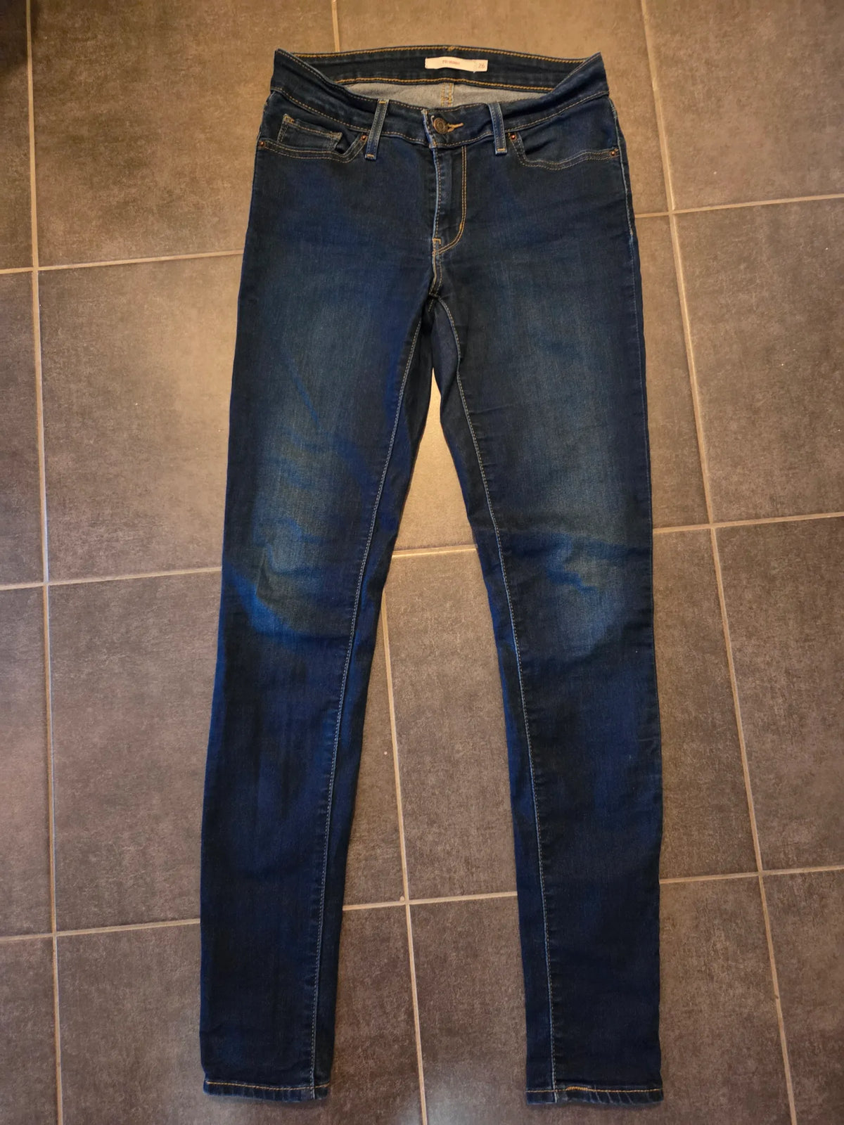 Levi's 711 Skinny . Jeans