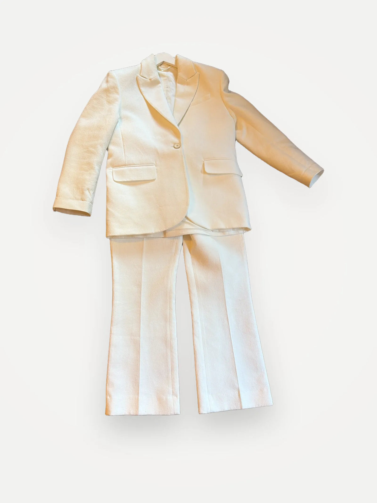Dagmar Suit