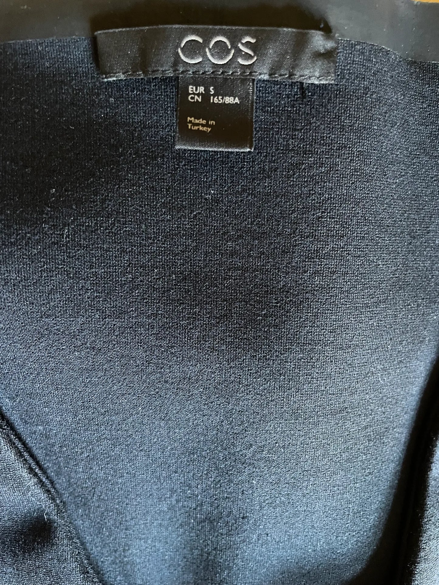 Cos-klänning