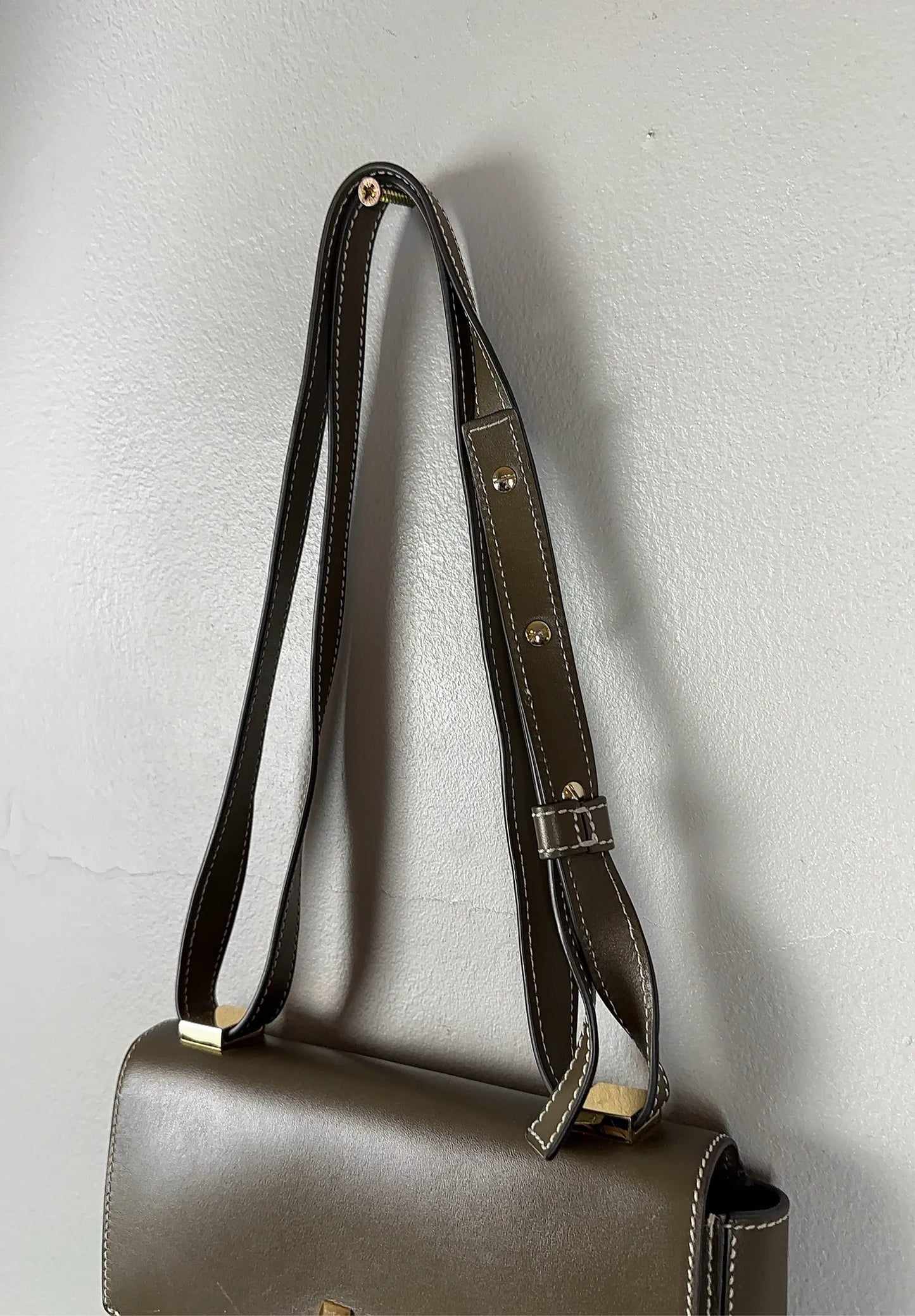 Demellier Vancouver-skinnaxelremsväska