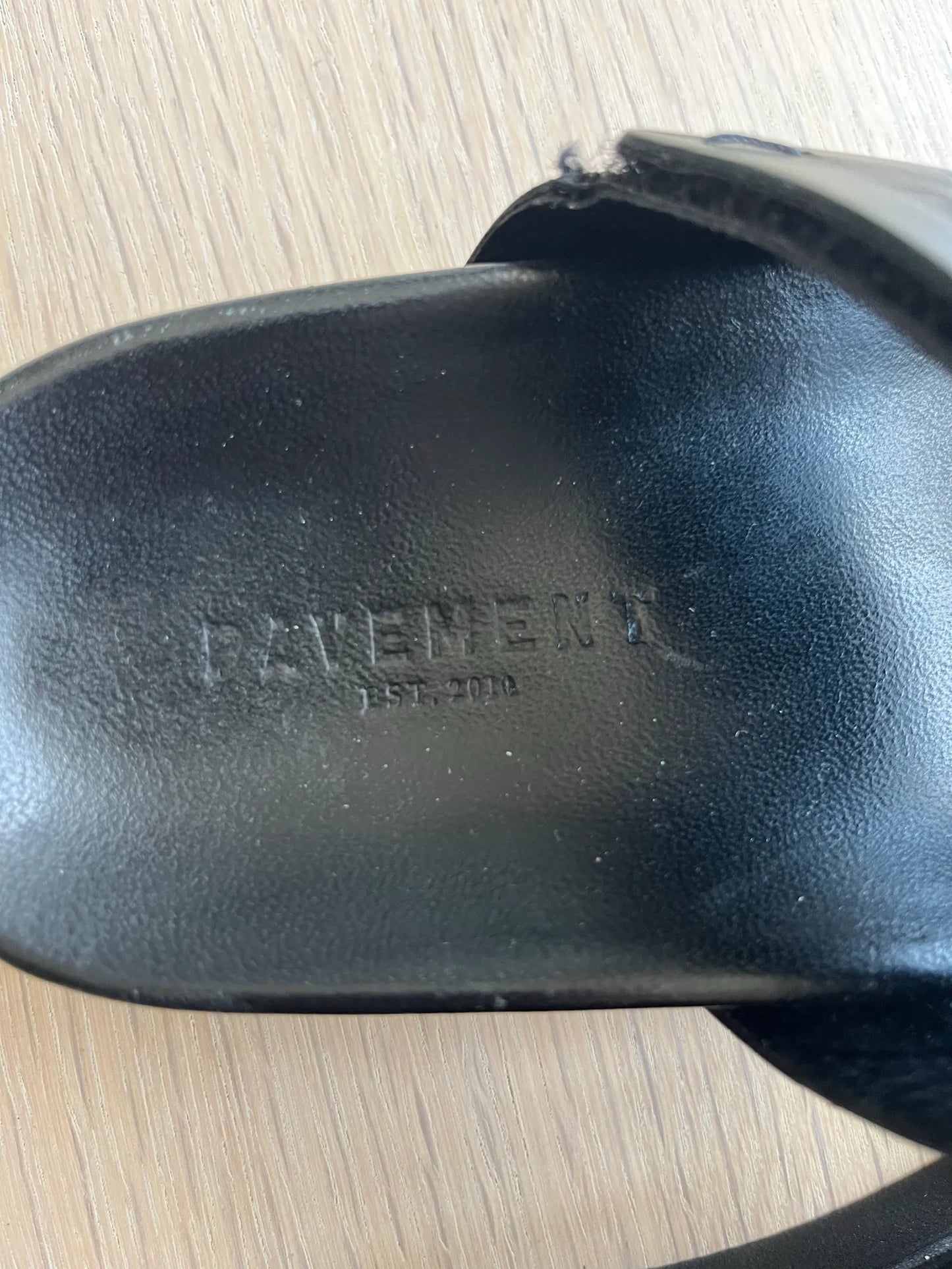 Pavement Filucca-skinnsandaler