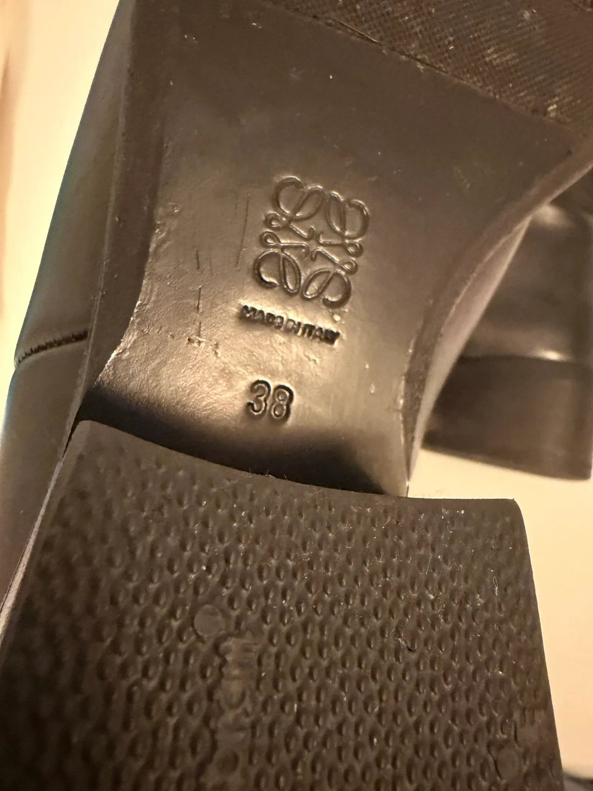 Loewe Anagram Pointed-skinnboots