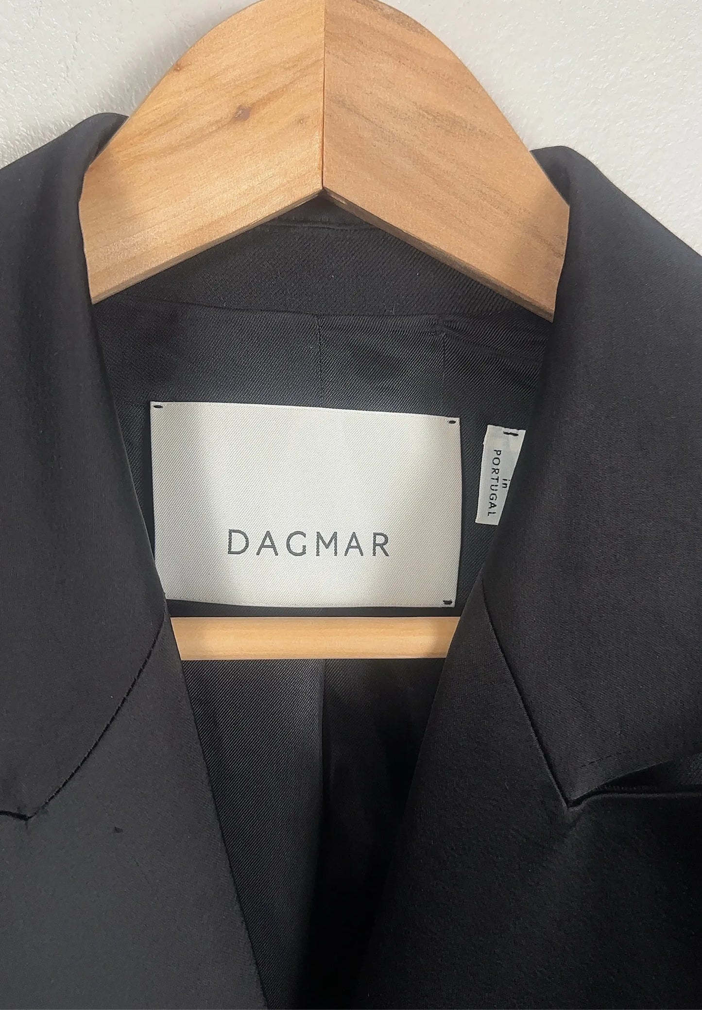 Dagmar Long Tuzedo-ullkappa