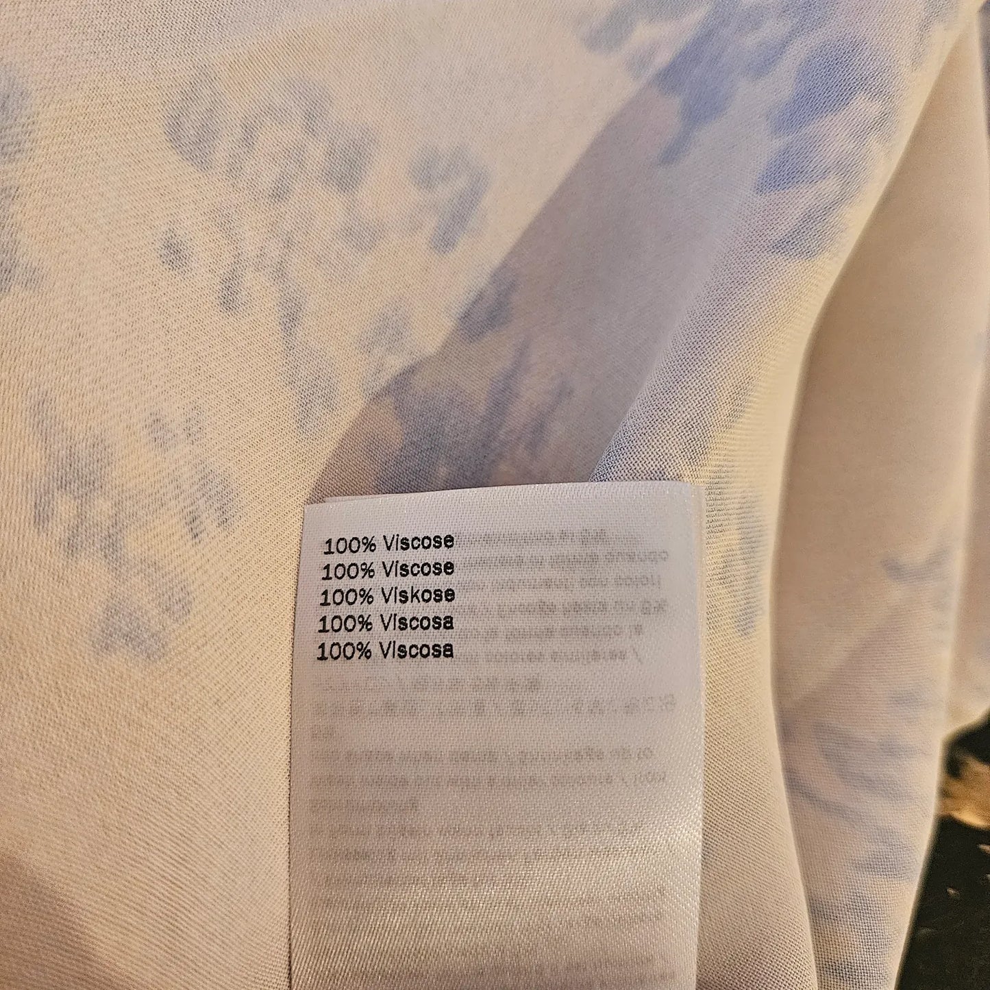 Second Female Riss , Ultramarine Dress