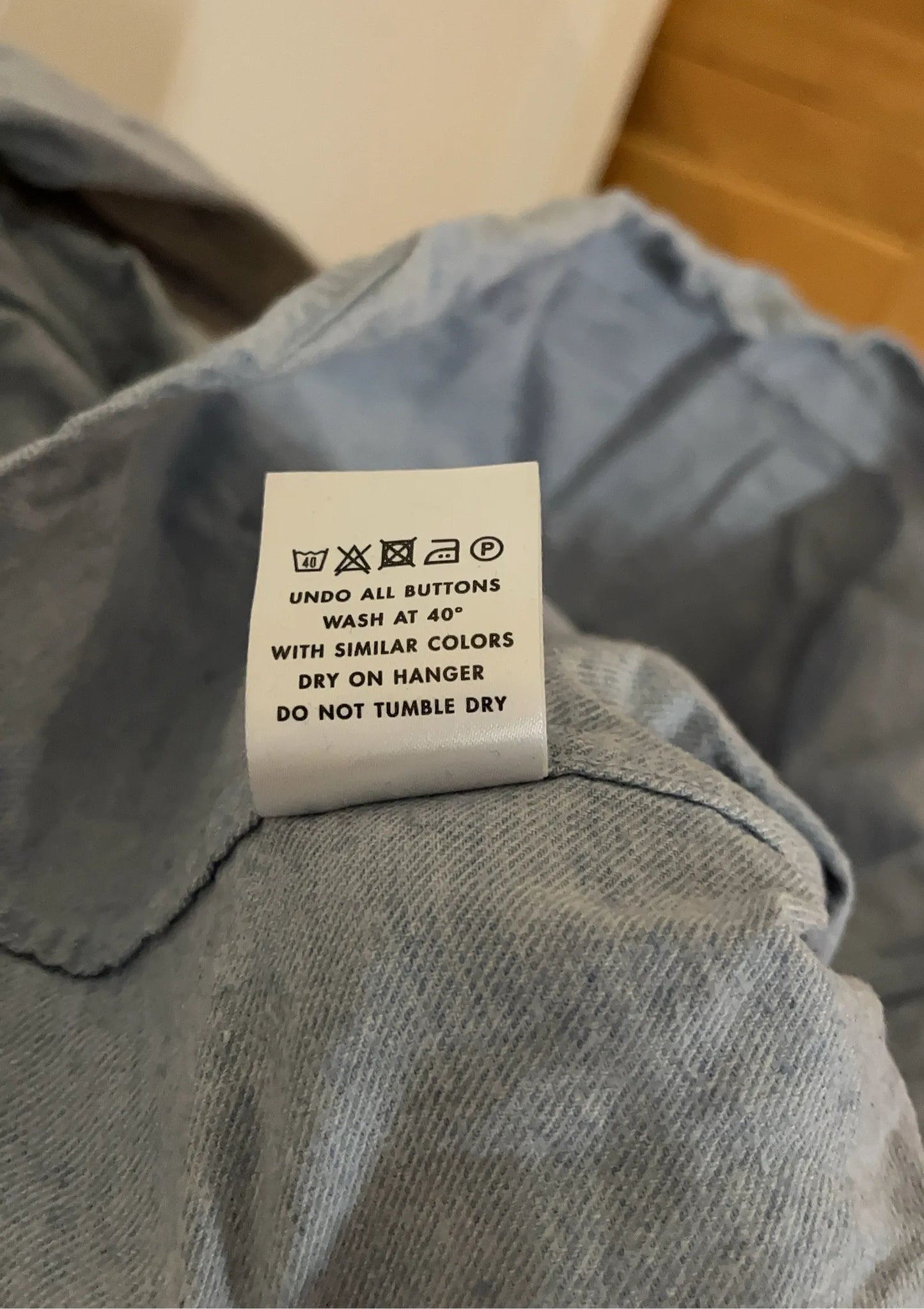 A Day's March-skjorta