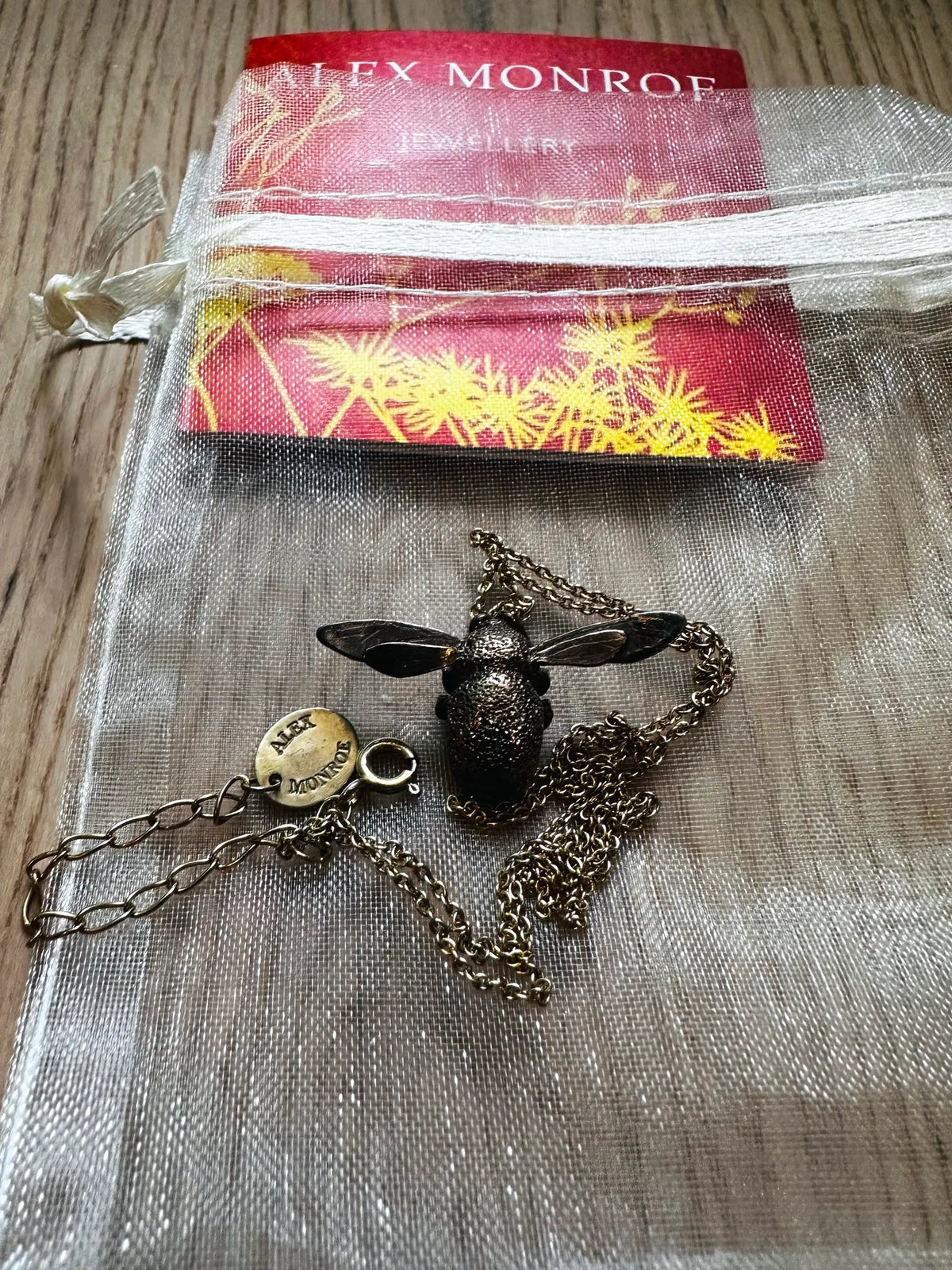 Alex Monroe Busy Bee-halsband