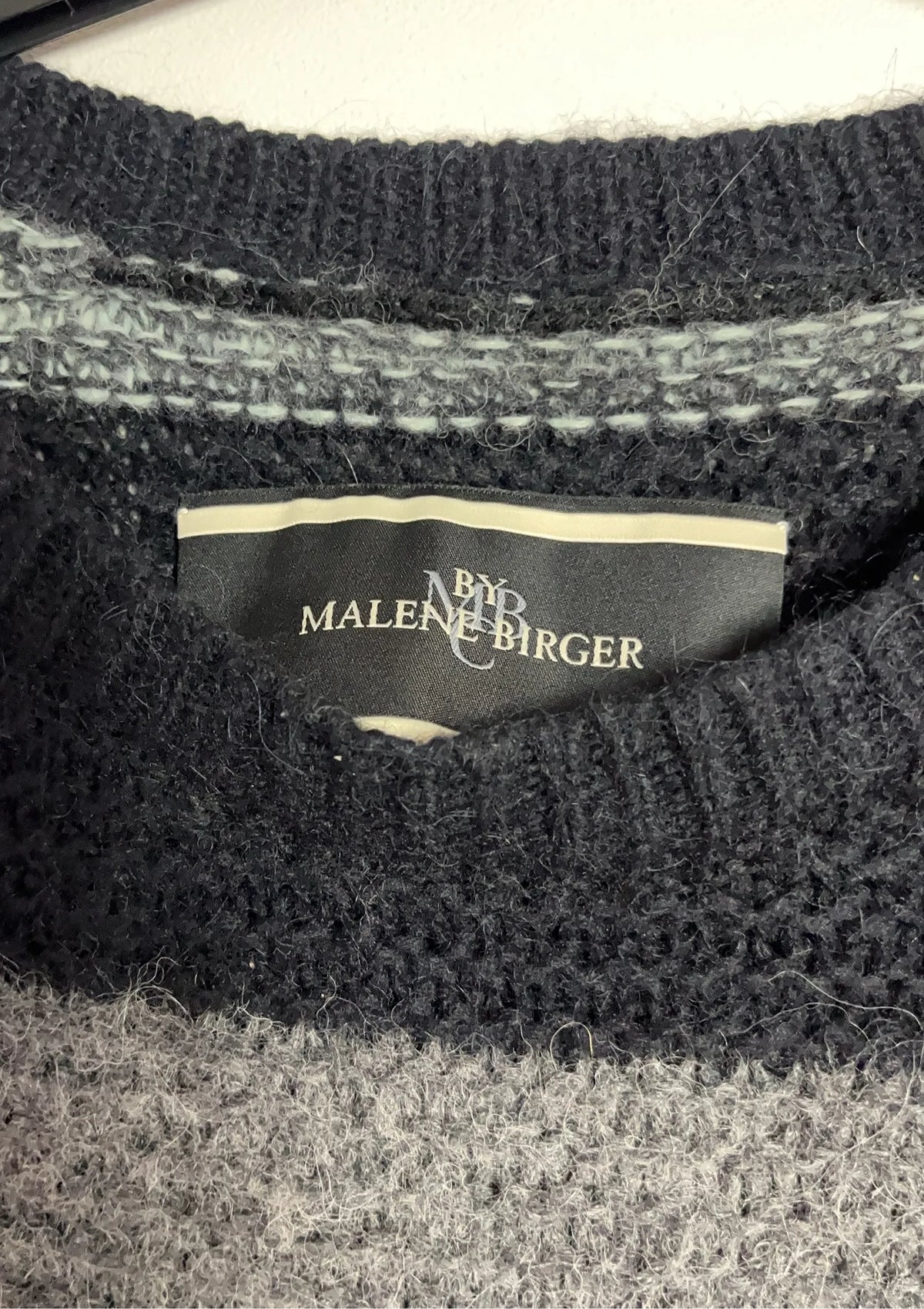 By Malene Birger Fulla-tröja