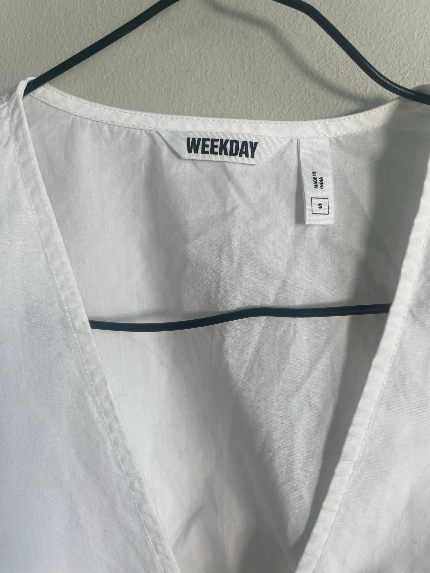 Weekday-skjorta