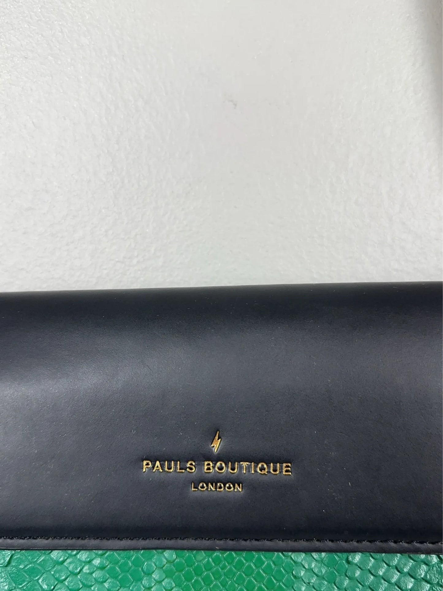 Pauls Boutique-skinnaxelremsväska