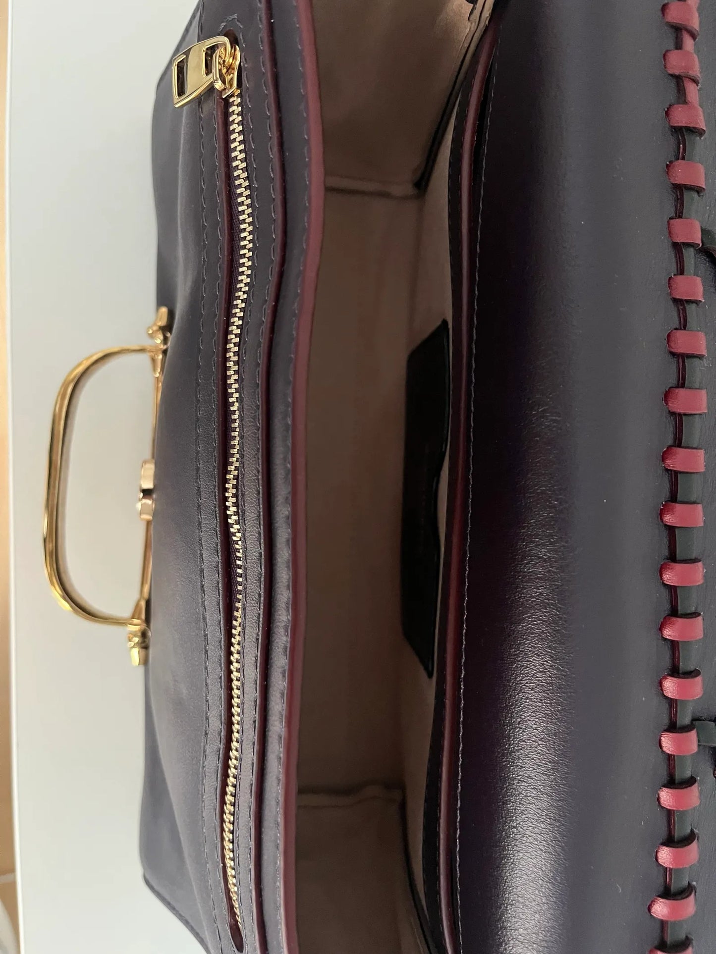 Alexander Mcqueen Shoulder-skinnaxelremsväska