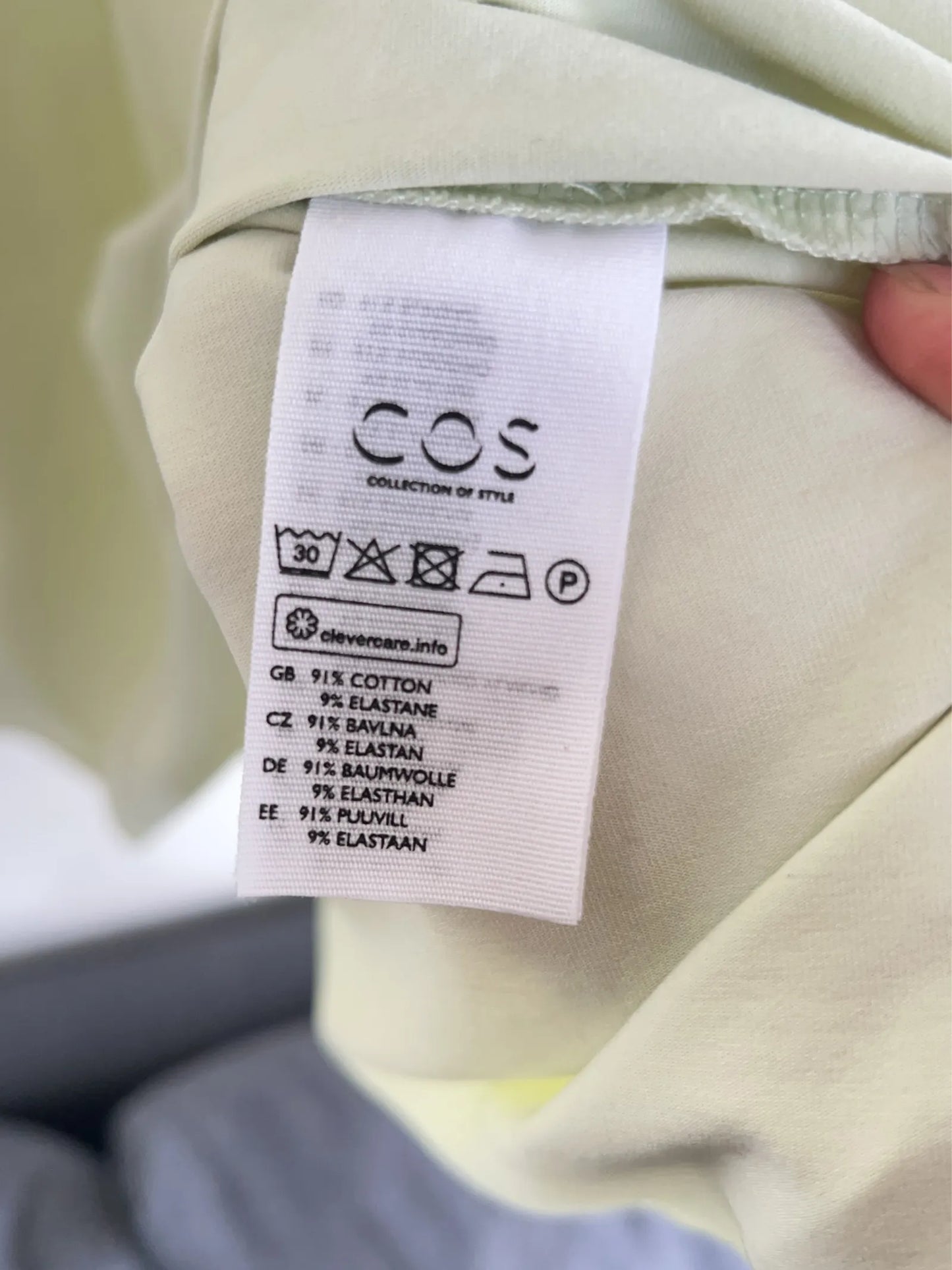 Cos-klänning