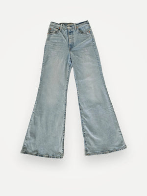 Levi's Ribcage Bell Jeans