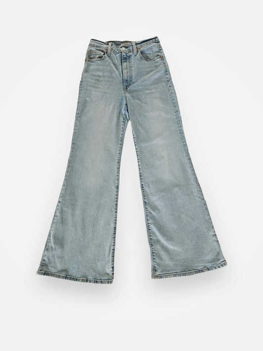 Levi's Ribcage Bell Jeans