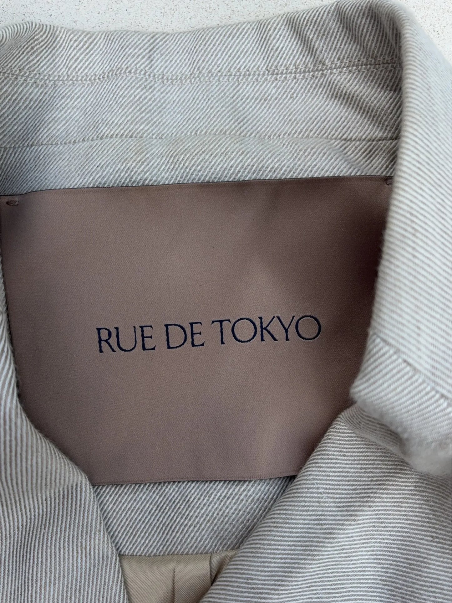 Rue De Tokyo Caj-linnekostym NWOT