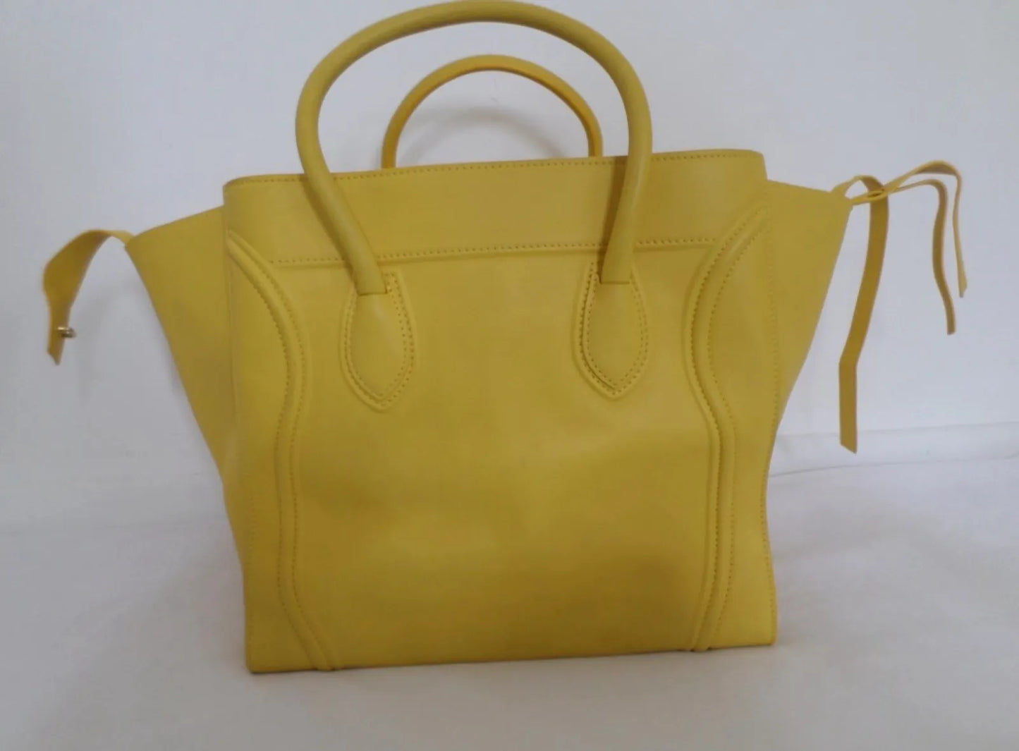 Céline Phantom Xxl-skinnaxelremsväska